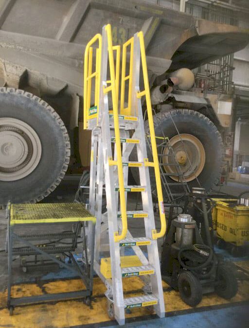 The Ultimate Guide to Choosing the Right Portable Stairs for Your Worksite 